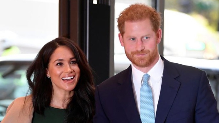 Tỷ lệ ủng hộ Hoàng tử Harry và vợ giảm mạnh sau cuộc phỏng vấn