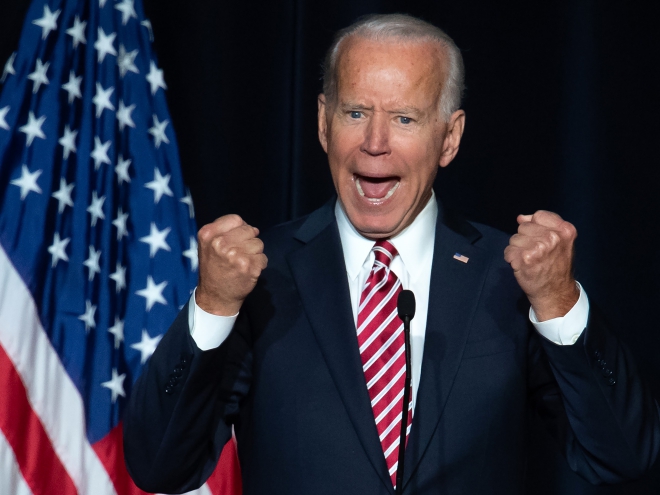 Tổng thống Mỹ Joe Biden trước quốc hội, Bài phát biểu đầu tiên của tổng thống Mỹ, nước mỹ cất cánh, thành tựu logistic vĩ đại nhất, Giải cứu người Mỹ