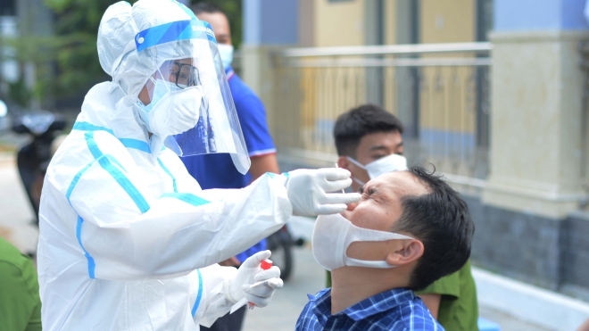 Cập nhật dịch Covid-19 tối 28/5: Liên tiếp xuất hiện nhiều ca bệnh mới, Thành phố Hồ Chí Minh thắt chặt công tác phòng dịch
