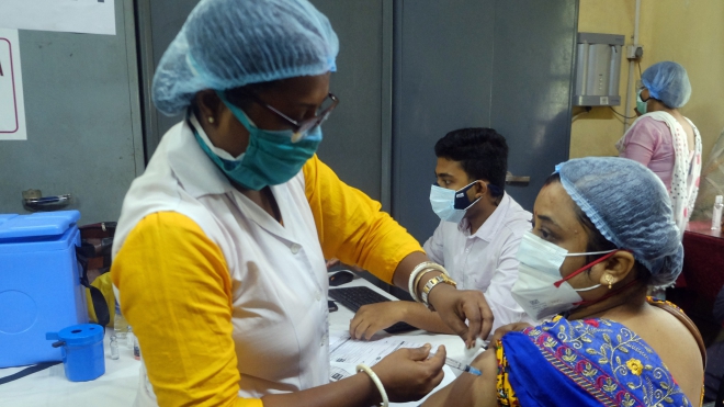 Dịch Covid-19: Ấn Độ lập kỷ lục về số liều vaccine tiêm trong một ngày