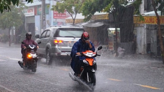 Bắc Bộ mưa dông, từ Thanh Hóa đến Phú Yên có nắng nóng và nắng nóng gay gắt