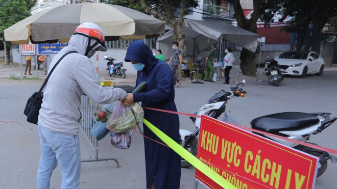 Thông tin chi tiết 5 ca mắc Covid-19 trong một gia đình ở Hà Nội 
