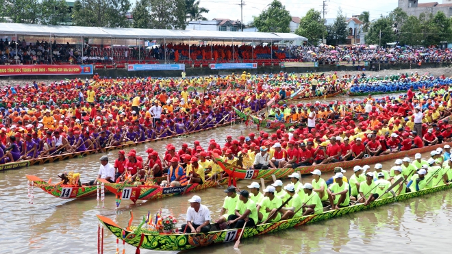 Phong tục - Lễ hội độc đáo của đồng bào Khmer tỉnh Sóc Trăng