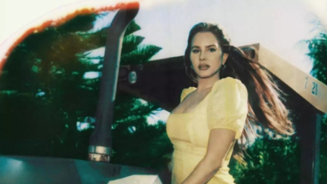 Album 'Blue Banisters' của Lana Del Rey: Cuốn tự truyện đầy triết học bằng âm nhạc