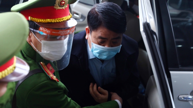 Gia đình bị cáo Nguyễn Đức Chung nộp 10 tỷ đồng để bảo lãnh nghĩa vụ thi hành án