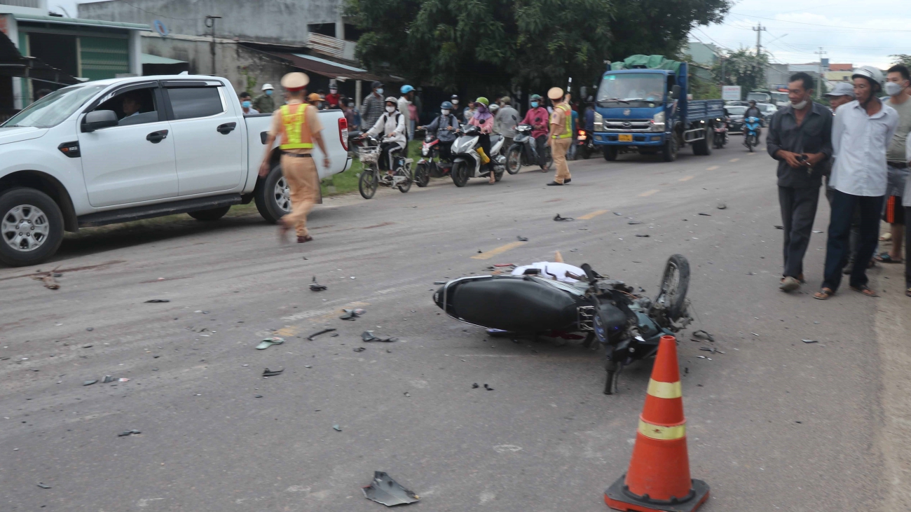 Bình Định: Tai nạn giao thông làm 2 người chết, 2 người bị thương nguy kịch