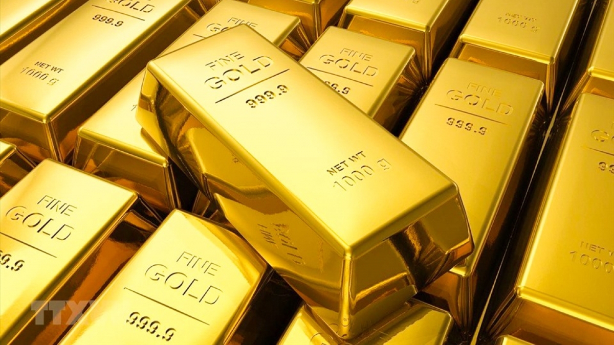 Giá vàng thế giới giảm hơn 1,7%