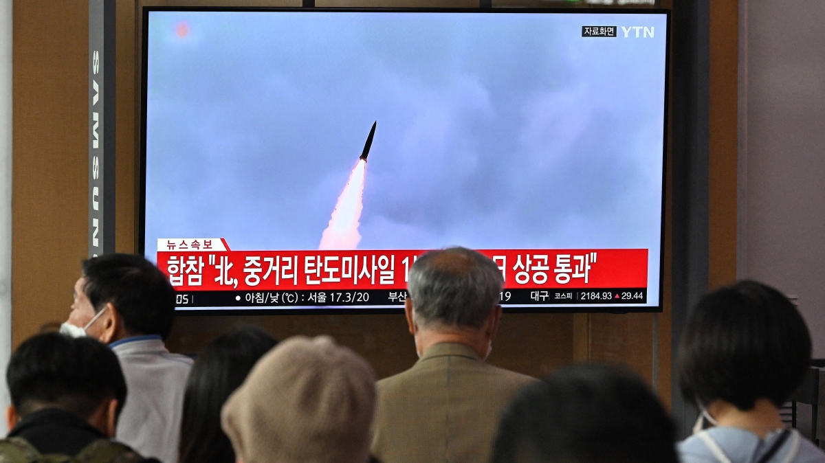 Vụ phóng của Triều Tiên: Triều Tiên tiến hành vụ phóng tên lửa thứ 4 trong ngày   