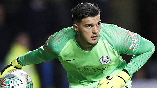 Aro Muric, người hùng tuổi 20 của Man City