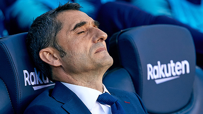 Vấn đề của Barca: Valverde thiếu cá tính để trị ngôi sao