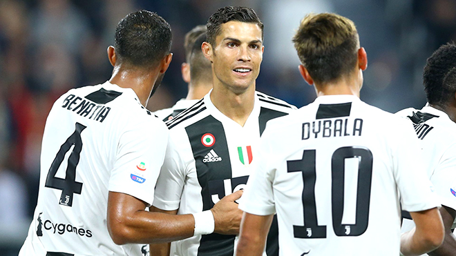 Hình ảnh rất khác của Ronaldo ở Juventus: Không còn ích kỷ, đá đồng đội hơn
