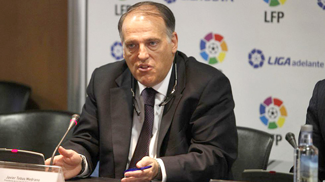 Chủ tịch La Liga, Javier Tebas: Từ kẻ thù tới người bạn của Barca