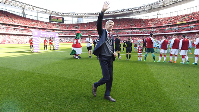 Ngày cuối cùng của ông Arsene Wenger ở Emirates