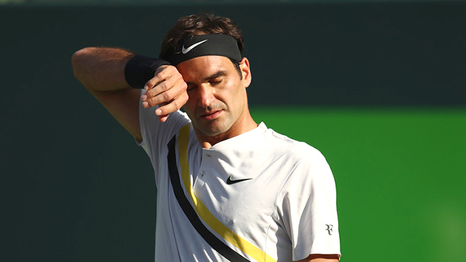 Roger Federer mất ngôi số một thế giới vào tay Rafael Nadal