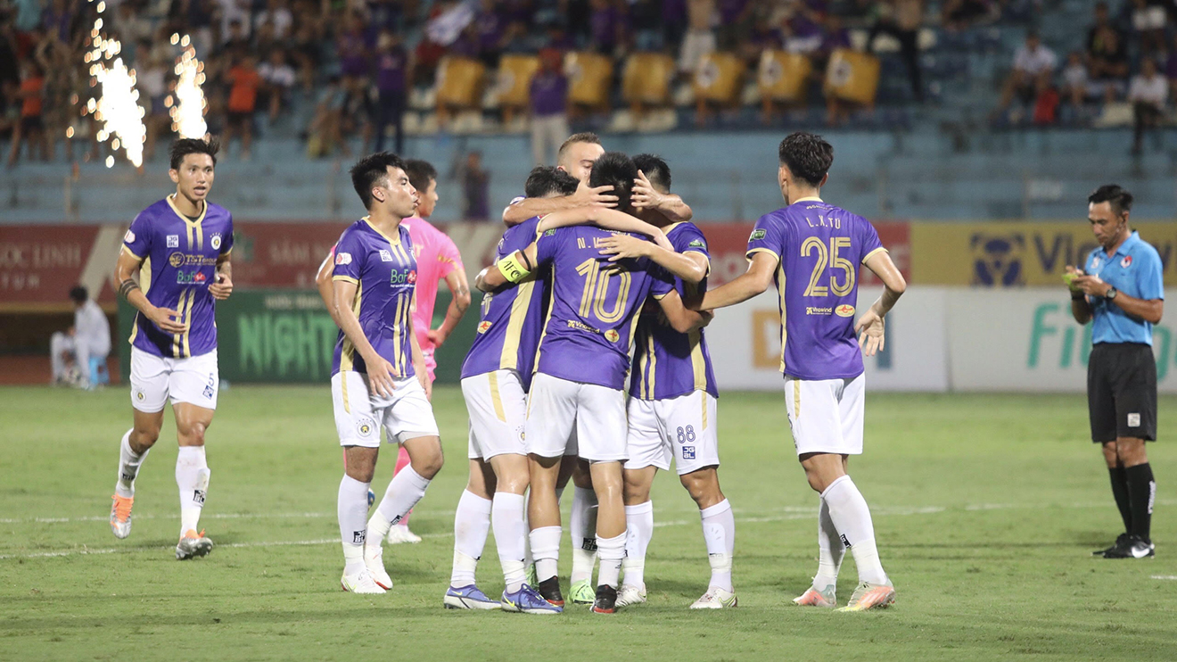 Vòng 10 V-League: 'Đại chiến' Hà Nội và SLNA trên sân Hàng Đẫy