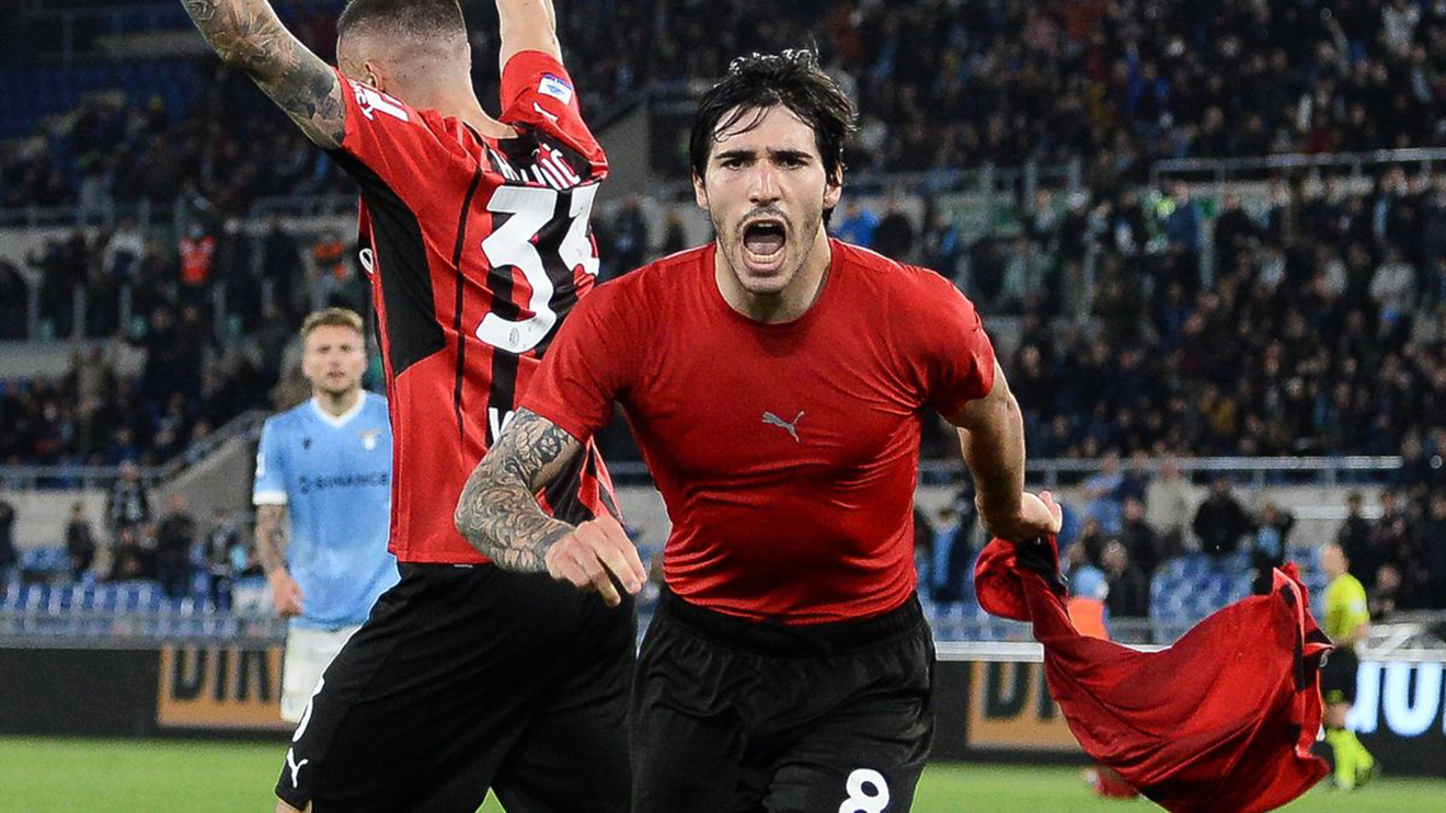 Milan giành lại ngôi đầu Serie A: Những con sư tử của Pioli