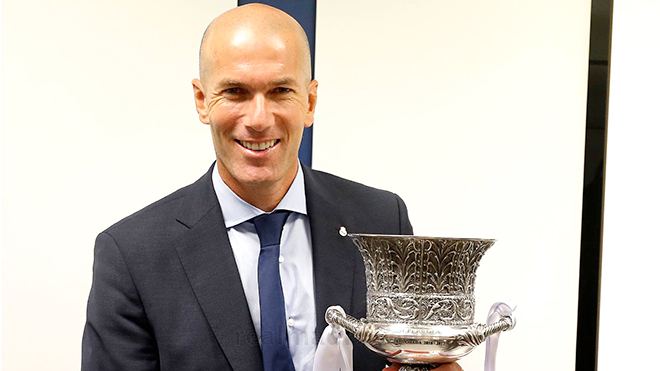 Zidane xứng đáng là 'dị nhân' của thế giới bóng đá