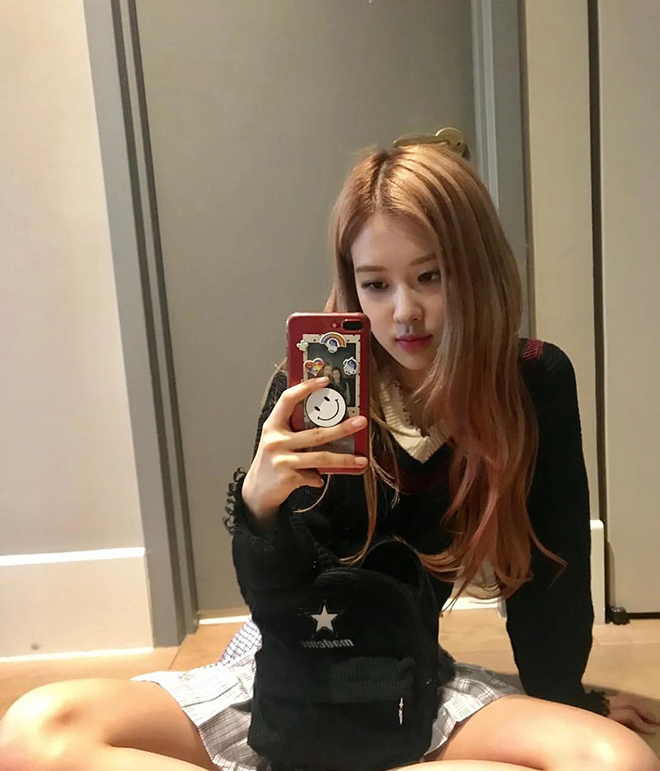 Blackpink, Rosé, Rosé chụp tự sướng trước gương, Rosé Nữ hoàng visual