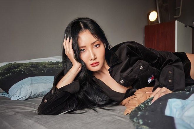 Mamamoo, Hwasa, GUCCI Jackie 1961, Hwasa đại diện cho GUCCI, Alessandro Michele