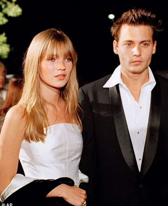 Johnny Depp, Amber Heard, Johnny Depp thắng kiện vơ cũ, Elon Musk, Kate Moss