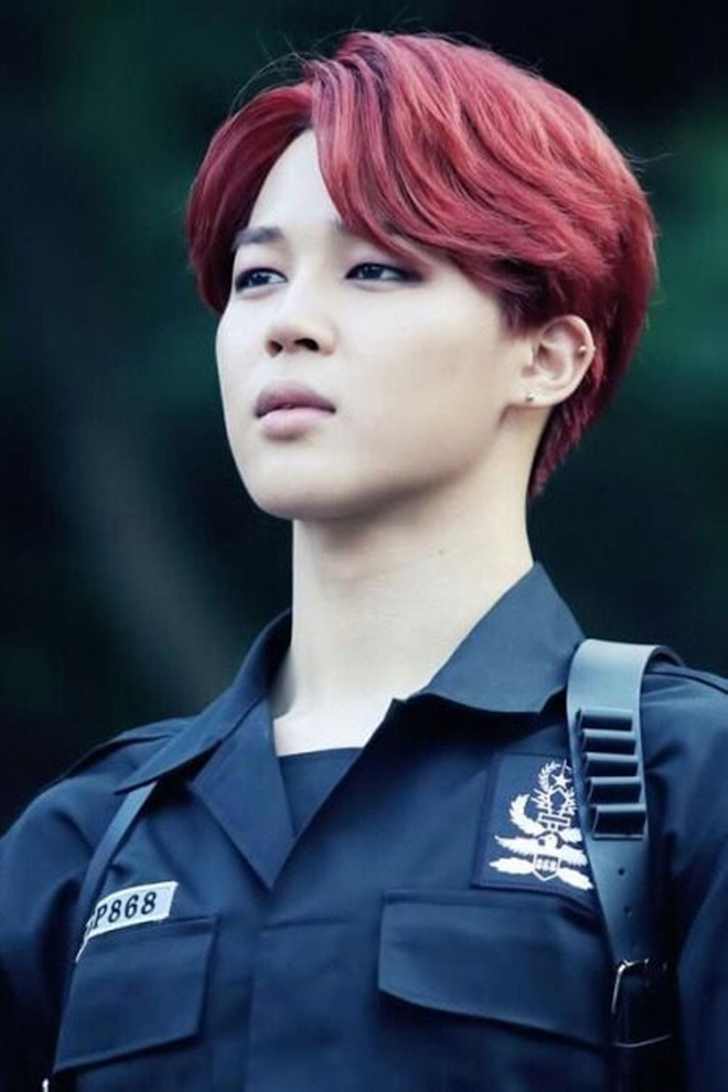 Jimin BTS  tắc kè hoa với những màu tóc gây choáng ngợp