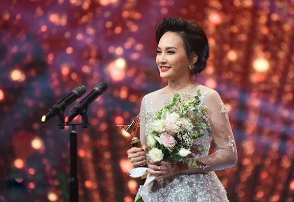Bảo Thanh nhận giải Nữ diễn viên ấn tượng nhất VTV award