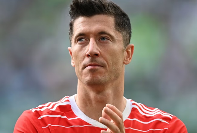 CHÍNH THỨC! Bayern xác nhận chia tay Lewandowski