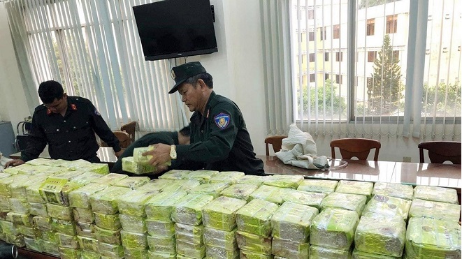  chuyên án, bắt giữ 11 người (gồm 8 người Trung Quốc, 3 người Việt Nam), thu giữ 300kg ma túy tại Việt Nam. 
