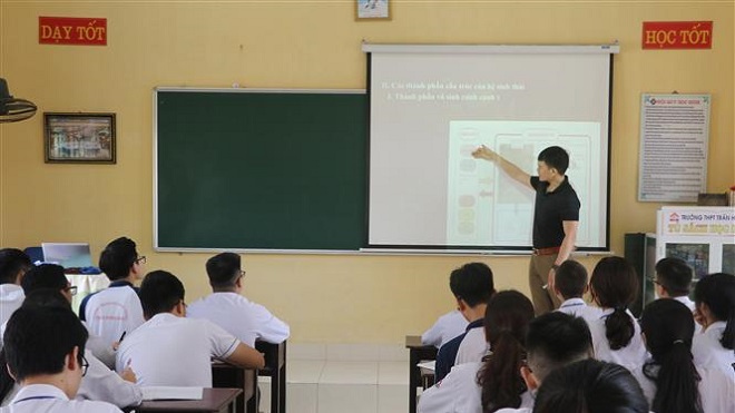 Hà Nội sẽ tổ chức 3 đợt khảo sát trực tuyến chất lượng học sinh lớp 12