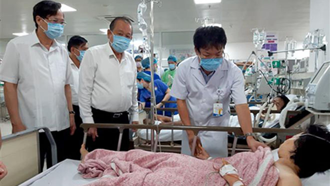 Vụ tai nạn xe khách tại Quảng Bình: Phó Thủ tướng Thường trực Trương Hòa Bình yêu cầu huy động mọi lực lượng tích cực cứu chữa các nạn nhân