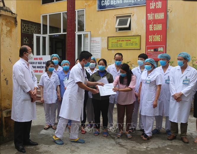 Các bệnh nhân điều trị ở Hà Nam được ra viện