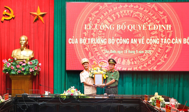Bộ trưởng Bộ Công an bổ nhiệm chức vụ Phó Giám đốc Công an tỉnh Thái Bình đối với đồng chí Thượng tá Nguyễn Quốc Vương - Trưởng phòng Tham mưu Công an tỉnh Thái Bình.
