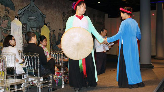  Áo dài Việt Nam trong Di sản văn hóa