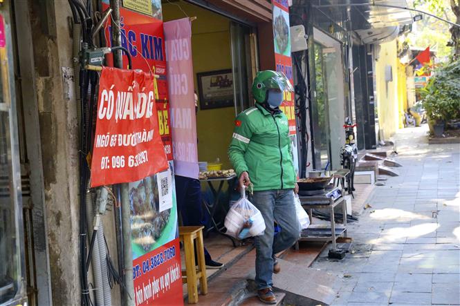 quận Hoàn Kiếm, quận Hoàn Kiếm dừng các hoạt động không thiết yếu, hoạt động không thiết yếu, đóng cửa các hoạt động không thiết yếu 