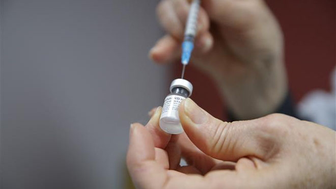 Tiêm mũi vaccine Covid-19 tăng cường giảm thiểu nguy cơ bệnh trở nặng và tử vong