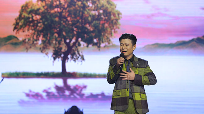 Con đường âm nhạc: Tấn Minh khiến khán giả 'nổi da gà' khi hát nhạc Phú Quang