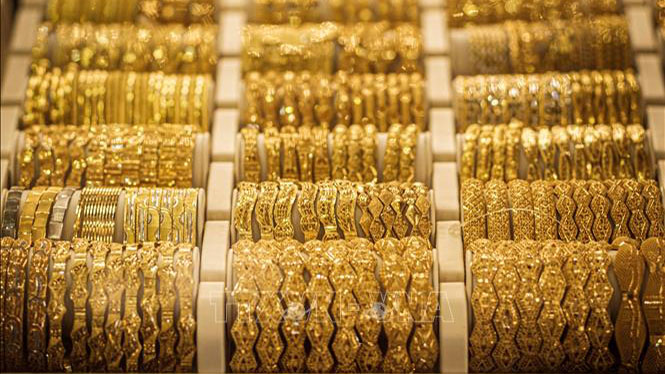 Giá vàng sáng 2/3 tăng 400 nghìn đồng/lượng