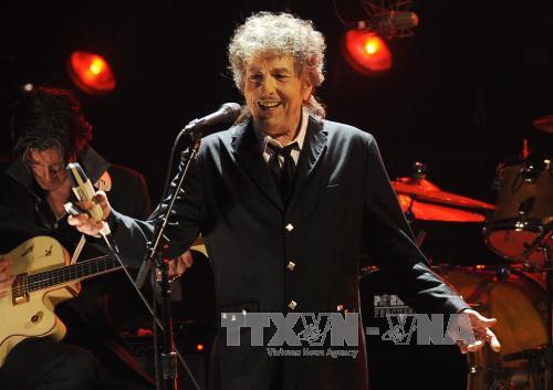 Huyền thoại âm nhạc Bob Dylan, Bob Dylan, Bob Dylan phát hành sách mới, Bob Dylan thông báo kế hoạch phát hành sách mới, kế hoạch phát hành sách mới của Bob Dylan