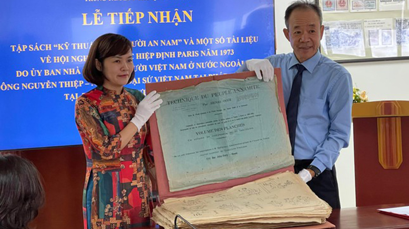 Kỹ thuật của người An Nam, album ảnh ngành nghề, ngành nghề Việt Nam thế kỉ XX, Trung tâm Lưu trữ Quốc gia III, album ảnh về các ngành nghề ở Việt Nam đầu thế kỷ XX