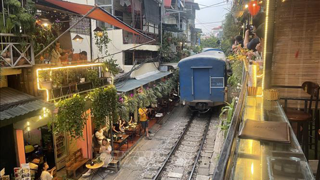Đường sắt Việt Nam, cà phê đường tàu