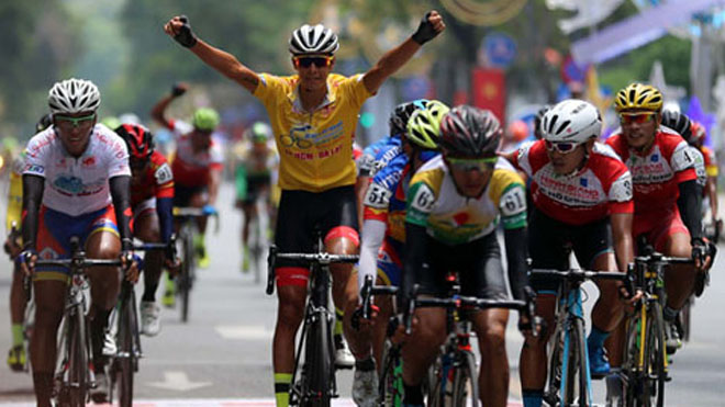 Ngoại binh thắng thế ở giải xe đạp lớn nhất Việt Nam