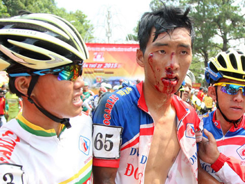 Nhật Nam gặp tai nạn trên đường đua nhưng chưa bao giờ có ý nghĩ bỏ cuộc. Ảnh: NVCC