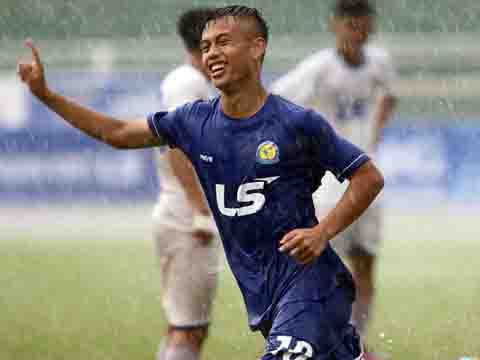 Ngôi sao U16 Việt Nam - Khắc Khiêm chứng tỏ mình là một tài năng đầy triển vọng ở hàng tiền đạo đội tuyển Việt Nam trong tương lai. Ảnh: Quang Phương
