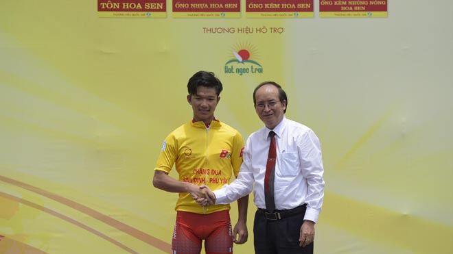 Tay đua 16 tuổi lập kỳ tích ở giải xe đạp BTV Cup 2018