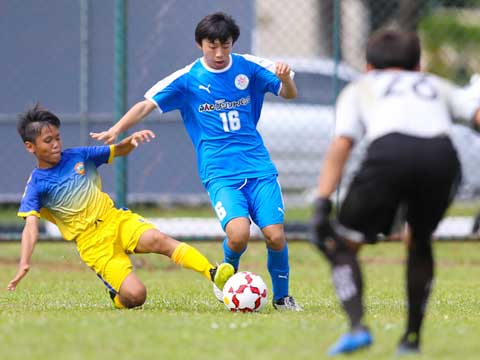 U13 Kawasaki Frontale đã đánh bại chủ nhà 3-1 ngày khai mạc giải. Ảnh: DP