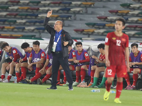 Đội bóng của HLV Park Hang Seo cần những sự động viên trước chặng đường gian nan sắp tới. Ảnh: Hoàng Linh