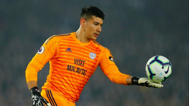 Neil Etheridge - thủ môn của CLB Cardiff City thuộc biên chế Philippines