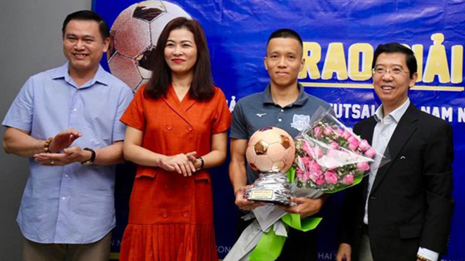 Tuyển thủ futsal Việt Nam sẽ nghỉ giai đoạn lượt đi giải VĐQG 2020 vì về nhà trễ. Ảnh: DP