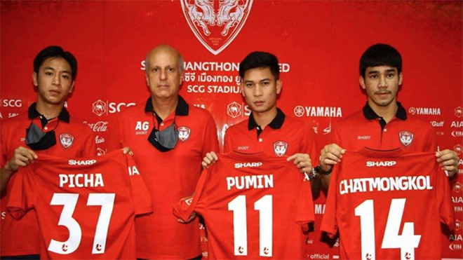 Đội bóng có lượng CĐV đông đảo bậc nhất Thái Lan vừa ra mắt 3 tân binh rất trẻ. Ảnh: Muangthong United