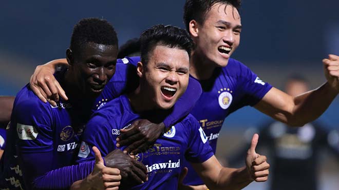 Quang Hải 'làm mờ' 6 bàn thắng của Công Phượng